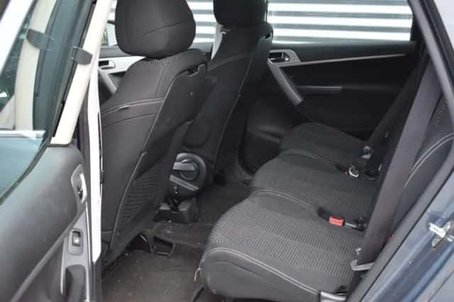 Citroën C4 (2011) thumbnail 6