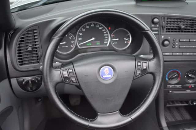 Saab 9-3 (2005) thumbnail 15