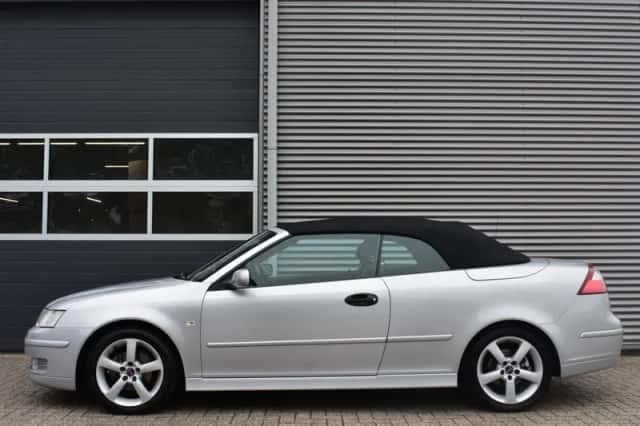 Saab 9-3 (2005) thumbnail 8
