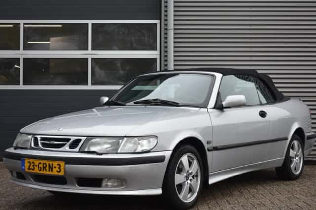 Saab 9-3 (2002) thumbnail 2
