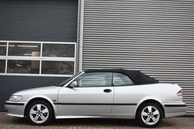 Saab 9-3 (2002) thumbnail 4