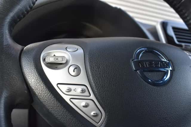 Nissan Leaf (2016) thumbnail 15