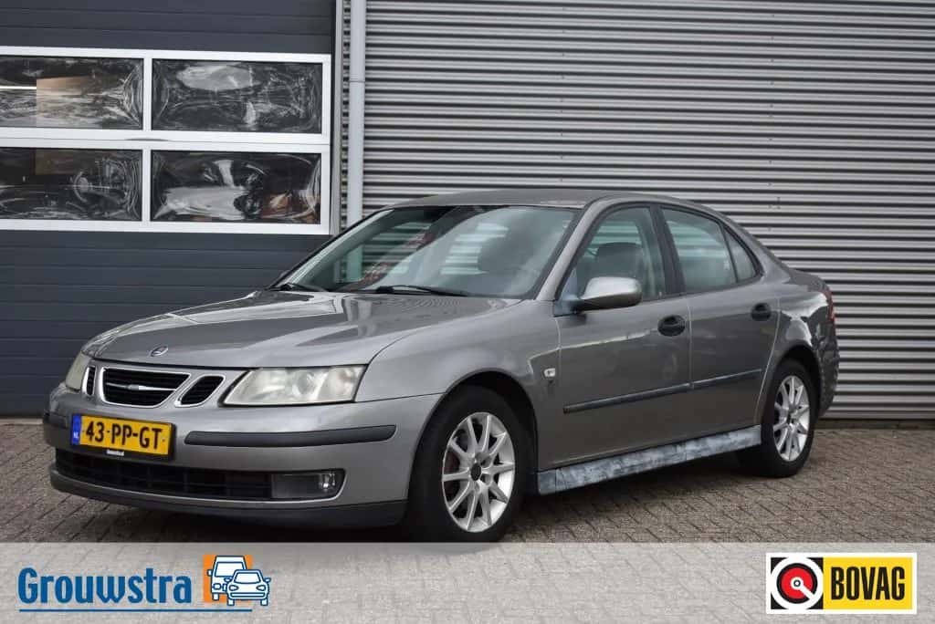 Saab 9-3 (2004) — foto 1