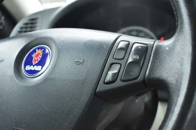 Saab 9-3 (2004) thumbnail 15