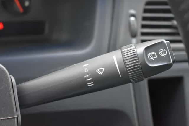 Volvo V70 (2002) thumbnail 17