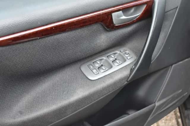 Volvo V70 (2002) thumbnail 10