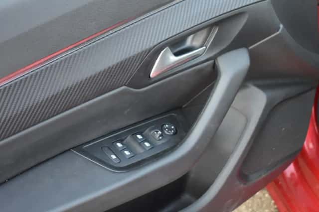 Peugeot 508 (2021) thumbnail 9