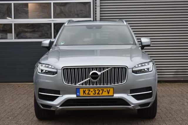 Volvo XC90 (2016) thumbnail 6