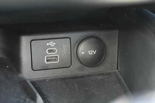 Ford Focus (2022) thumbnail 24