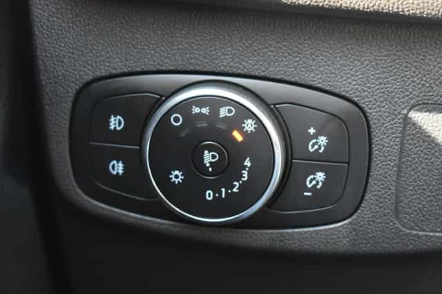 Ford Focus (2022) thumbnail 10