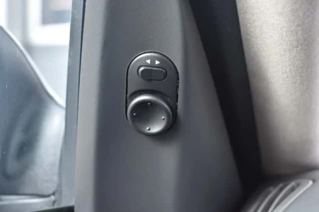 Saab 9-3 (2001) thumbnail 13