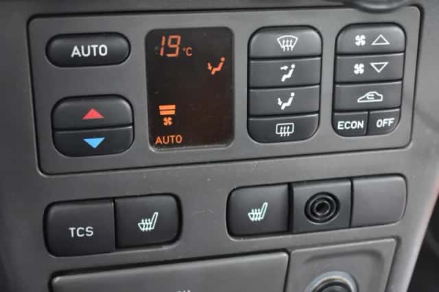 Saab 9-3 (2001) thumbnail 24