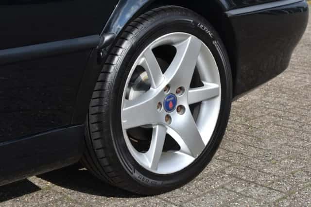 Saab 9-3 (2001) thumbnail 6