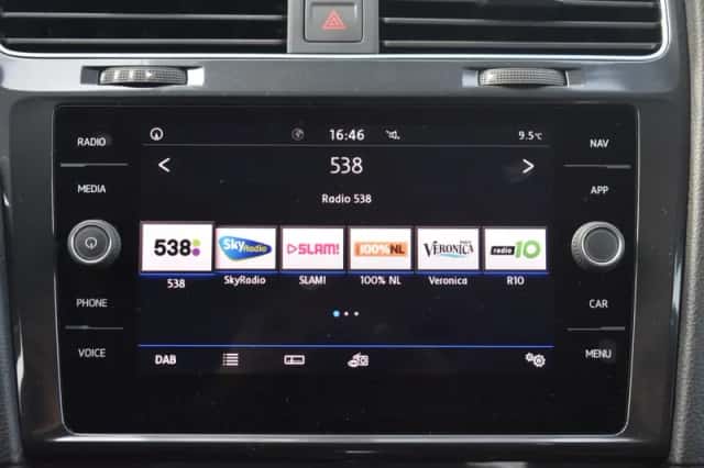 Volkswagen Golf (2018) thumbnail 24