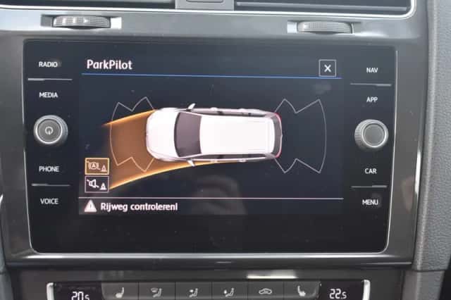 Volkswagen Golf (2018) thumbnail 28