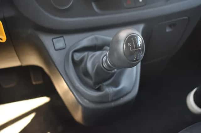 Renault Trafic (2015) thumbnail 20