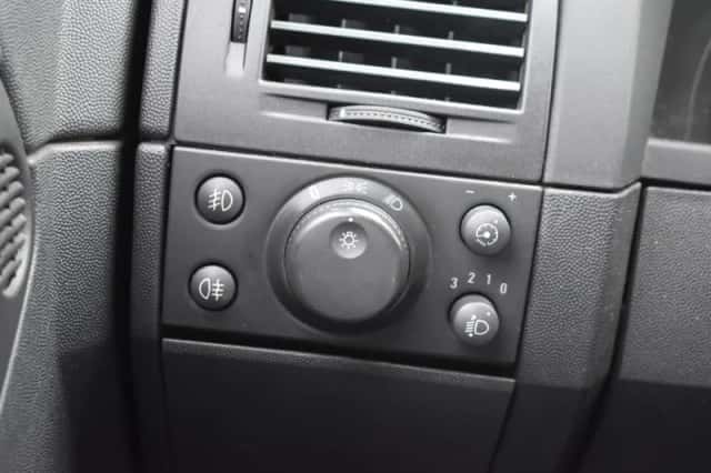 Opel Meriva (2009) thumbnail 12