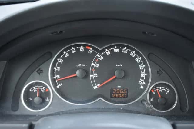 Opel Meriva (2009) thumbnail 15