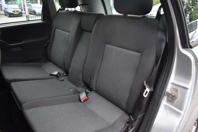 Opel Meriva (2009) thumbnail 9