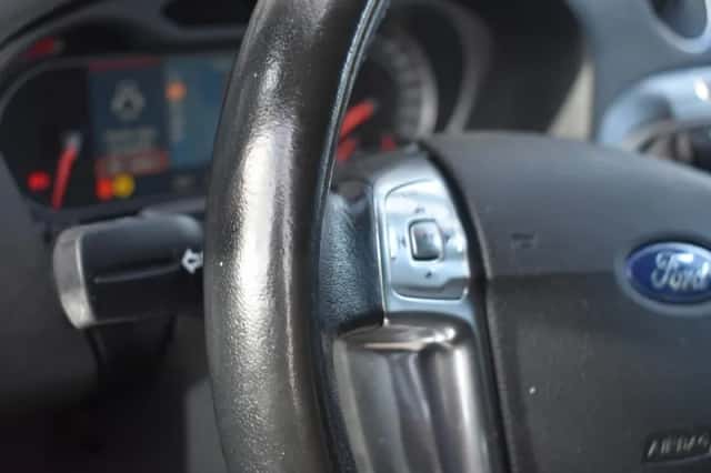 Ford S-Max (2008) thumbnail 12