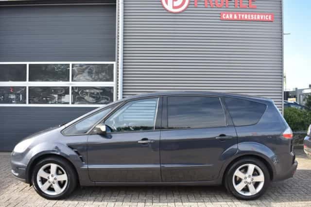 Ford S-Max (2008) thumbnail 2