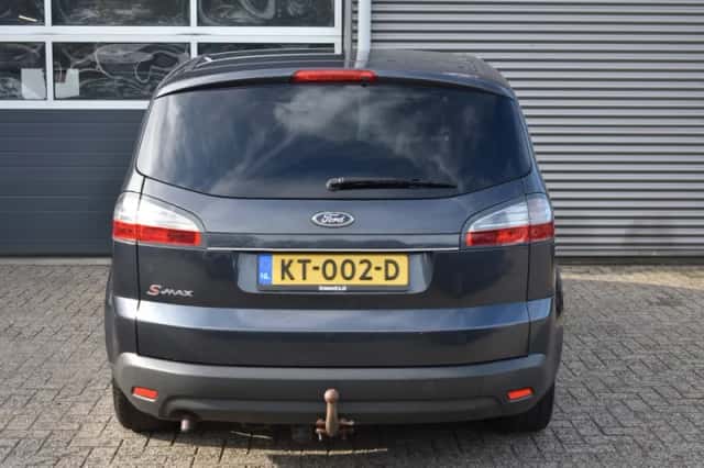 Ford S-Max (2008) thumbnail 4