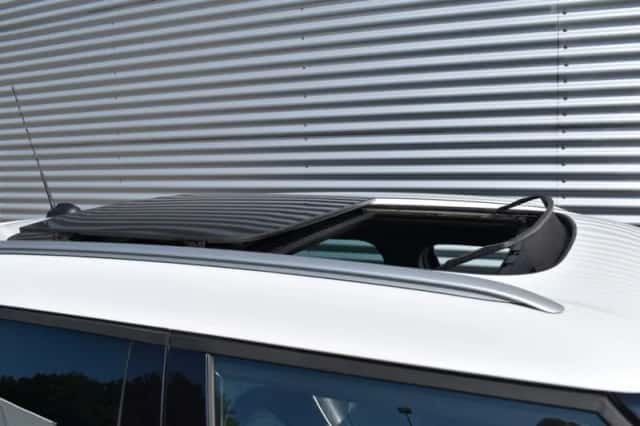 MINI Countryman (2016) thumbnail 11