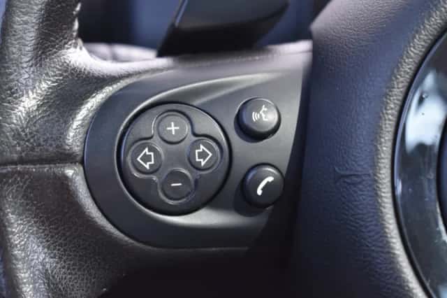MINI Countryman (2016) thumbnail 26