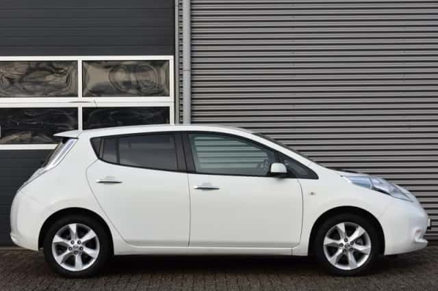 Nissan Leaf (2016) thumbnail 4
