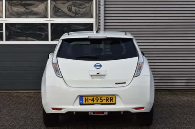 Nissan Leaf (2016) thumbnail 6