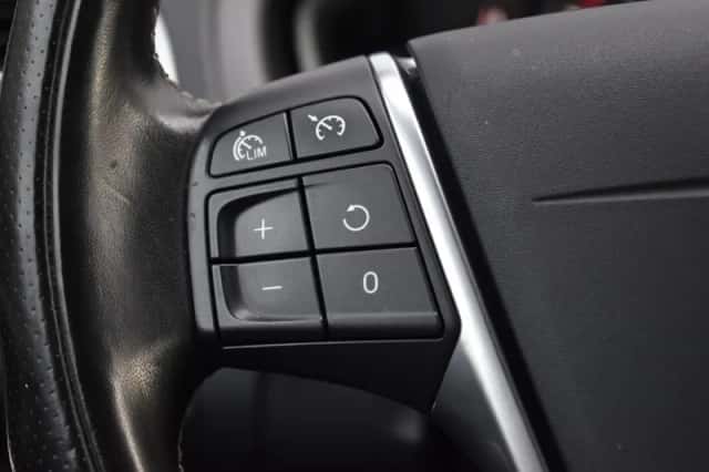 Volvo V40 (2019) thumbnail 26