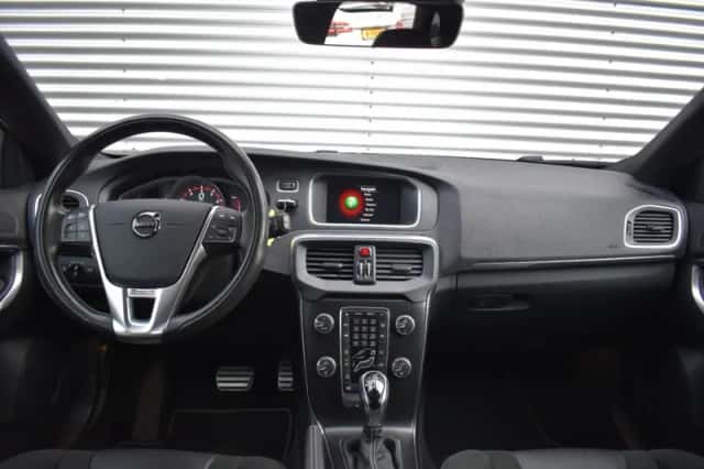 Volvo V40 (2019) thumbnail 30