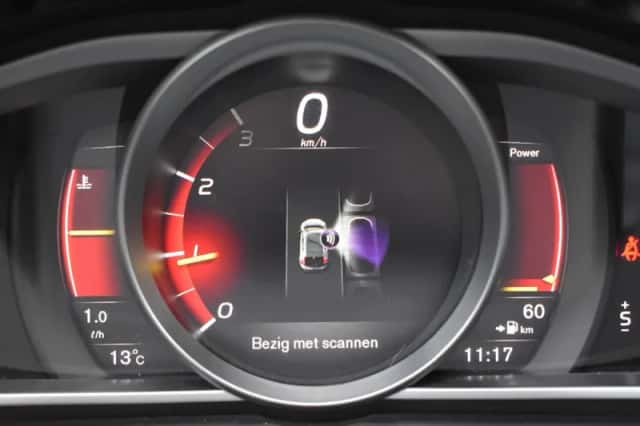 Volvo V40 (2019) thumbnail 43