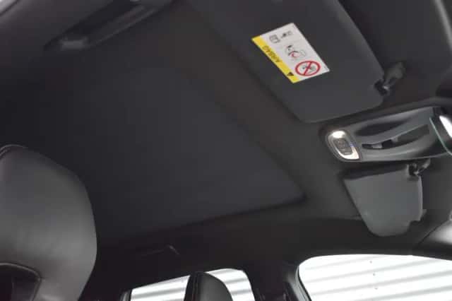 Volvo V40 (2019) thumbnail 10
