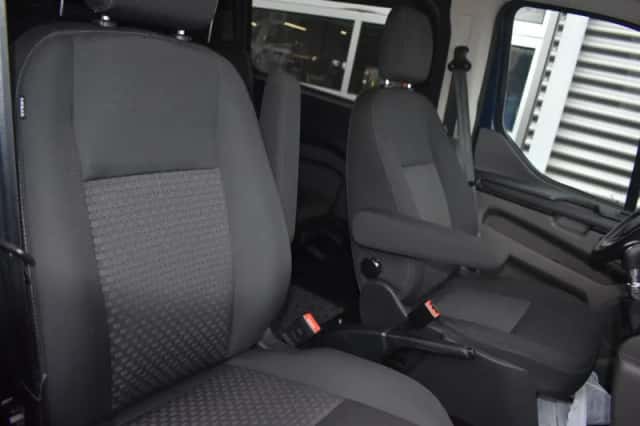 Ford Transit Custom (2023) thumbnail 12