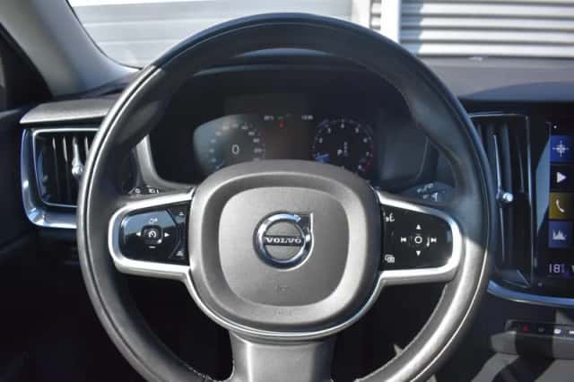 Volvo V60 (2021) thumbnail 22