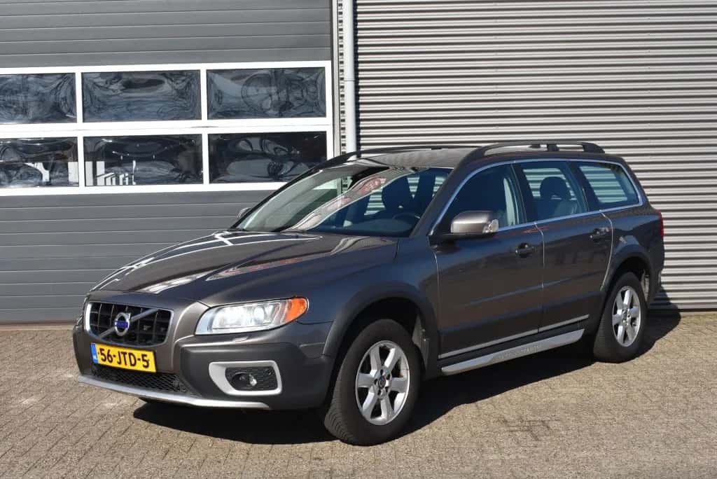 Volvo XC70 (2009) — foto 1