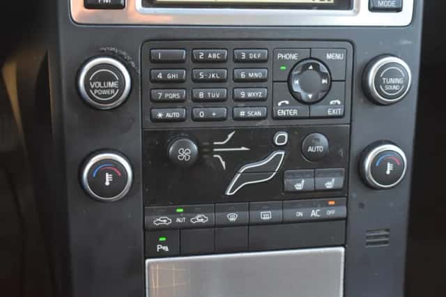 Volvo XC70 (2009) thumbnail 20