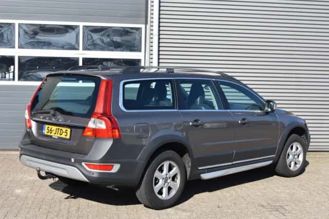 Volvo XC70 (2009) thumbnail 3