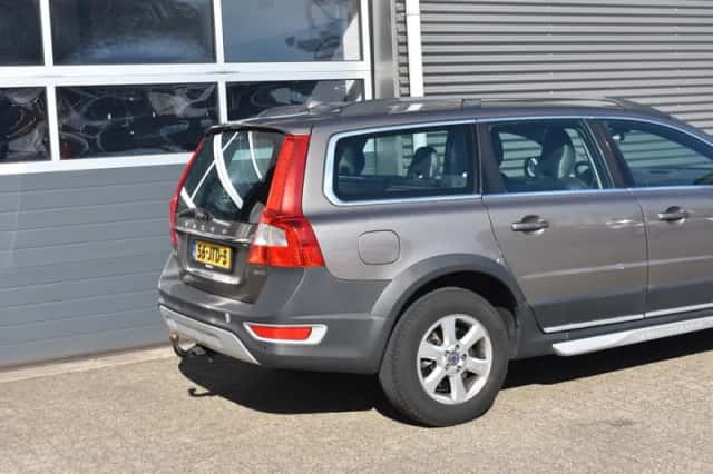 Volvo XC70 (2009) thumbnail 9