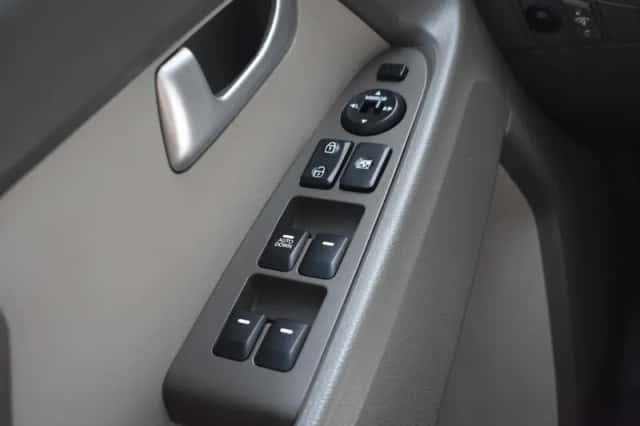 Kia Sportage (2012) thumbnail 13