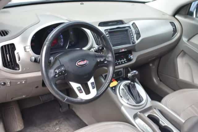 Kia Sportage (2012) thumbnail 15