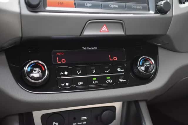 Kia Sportage (2012) thumbnail 27
