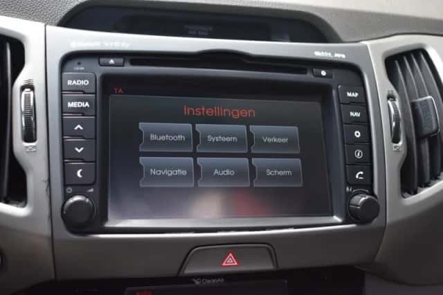 Kia Sportage (2012) thumbnail 29