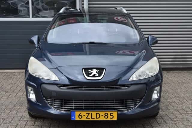 Peugeot 308 (2008) thumbnail 5