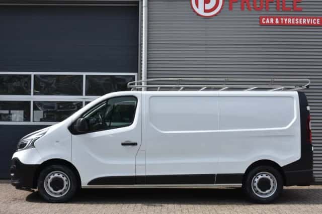 Renault Trafic (2021) thumbnail 2