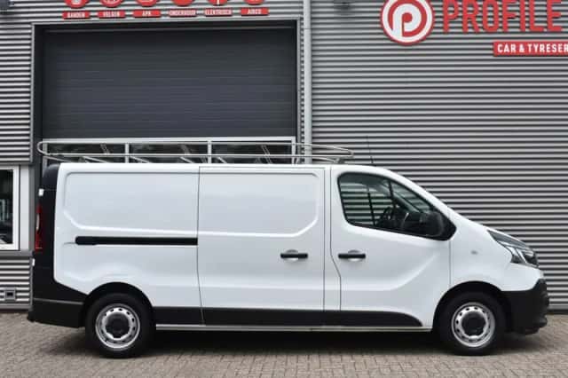 Renault Trafic (2021) thumbnail 5