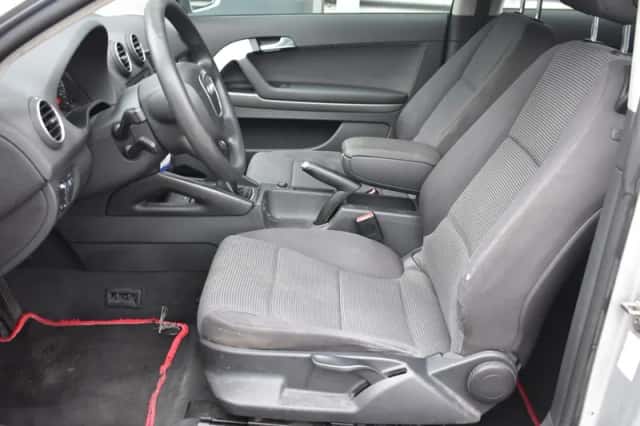 Audi A3 (2008) thumbnail 12