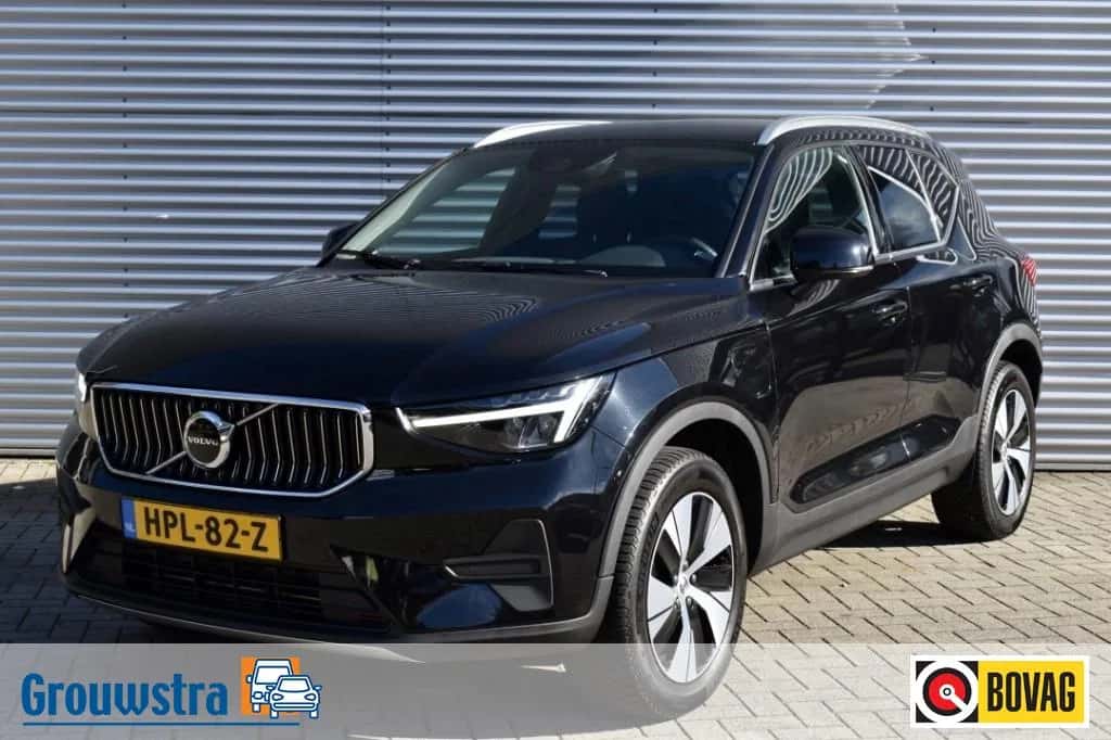 Volvo XC40 (2023) — foto 1
