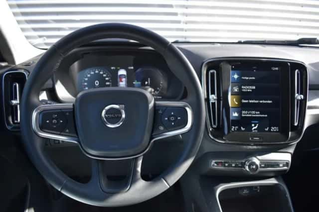 Volvo XC40 (2023) thumbnail 20